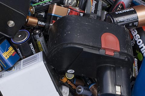 [南召乔端动力电池回收]废旧锂离子电池回收-收废旧旧电池